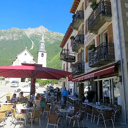 Le Hotel
