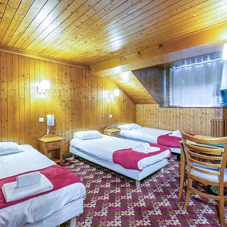 Le Hotel